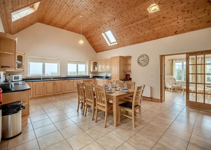 5 Bed In Oc-ii14329 *